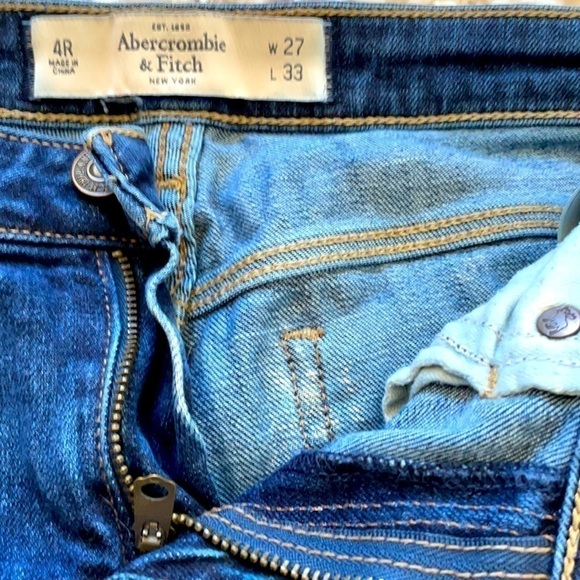 ABERCROMBIE & FITCH | ABERCROMBIE & FITCH WOMEN’S SIZE 27 WAIST 33 LENGTH JEANS - Picture 3 of 8